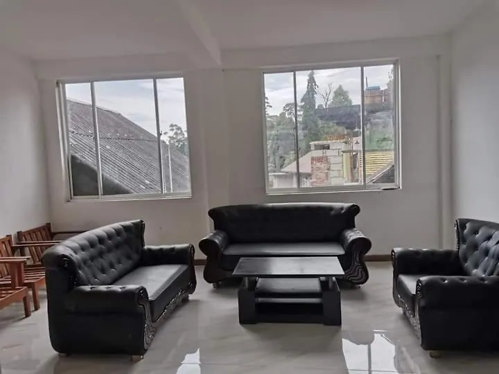 Rv Budget Home Nuwara Eliya Bed & Breakfast